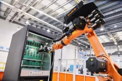 探訪浪潮智能工廠:打造工業互聯網&ldquo;新大陸&rdquo;